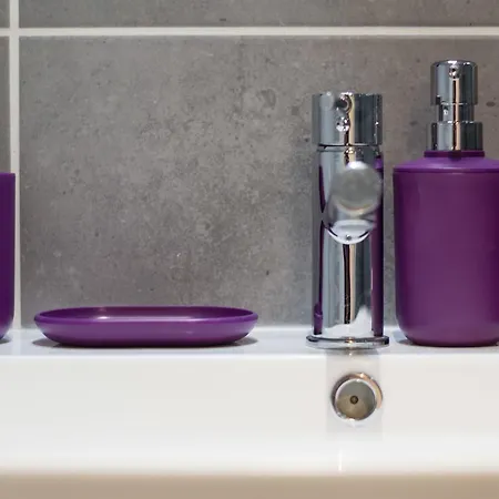 Sweethome - Zola 아파트 *